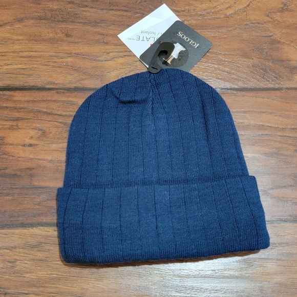 IGLOOS winter hat - Picture 4 of 4